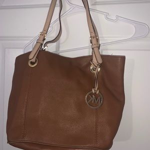 Michael Kors purse , great condition